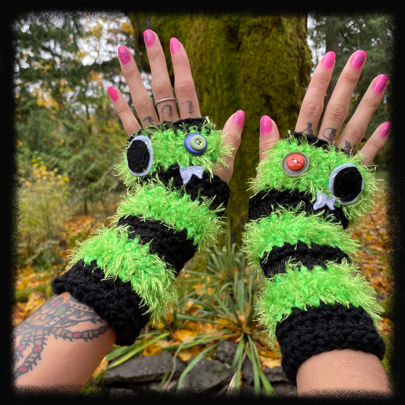 MY FRIEND MONSTER WARMERS