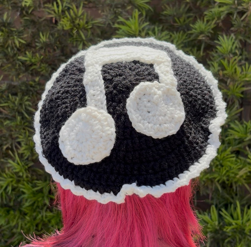 MUSIC STUCK IN MY HEAD BERET