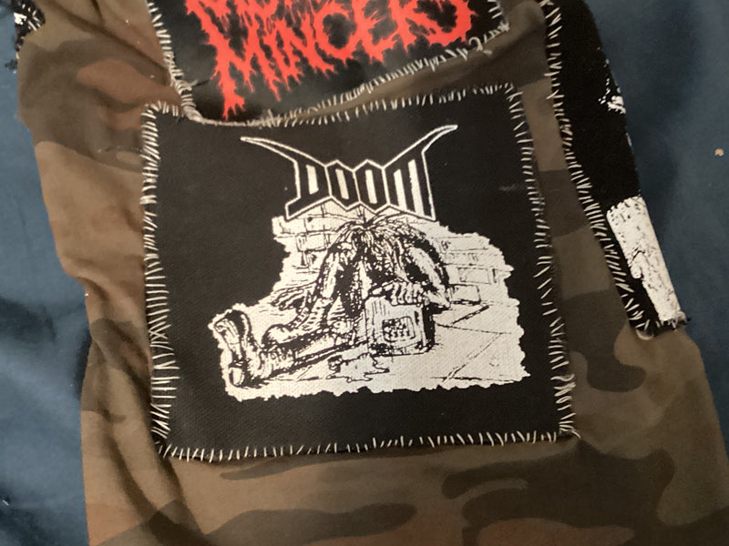 DOOM CRUSTER PATCH